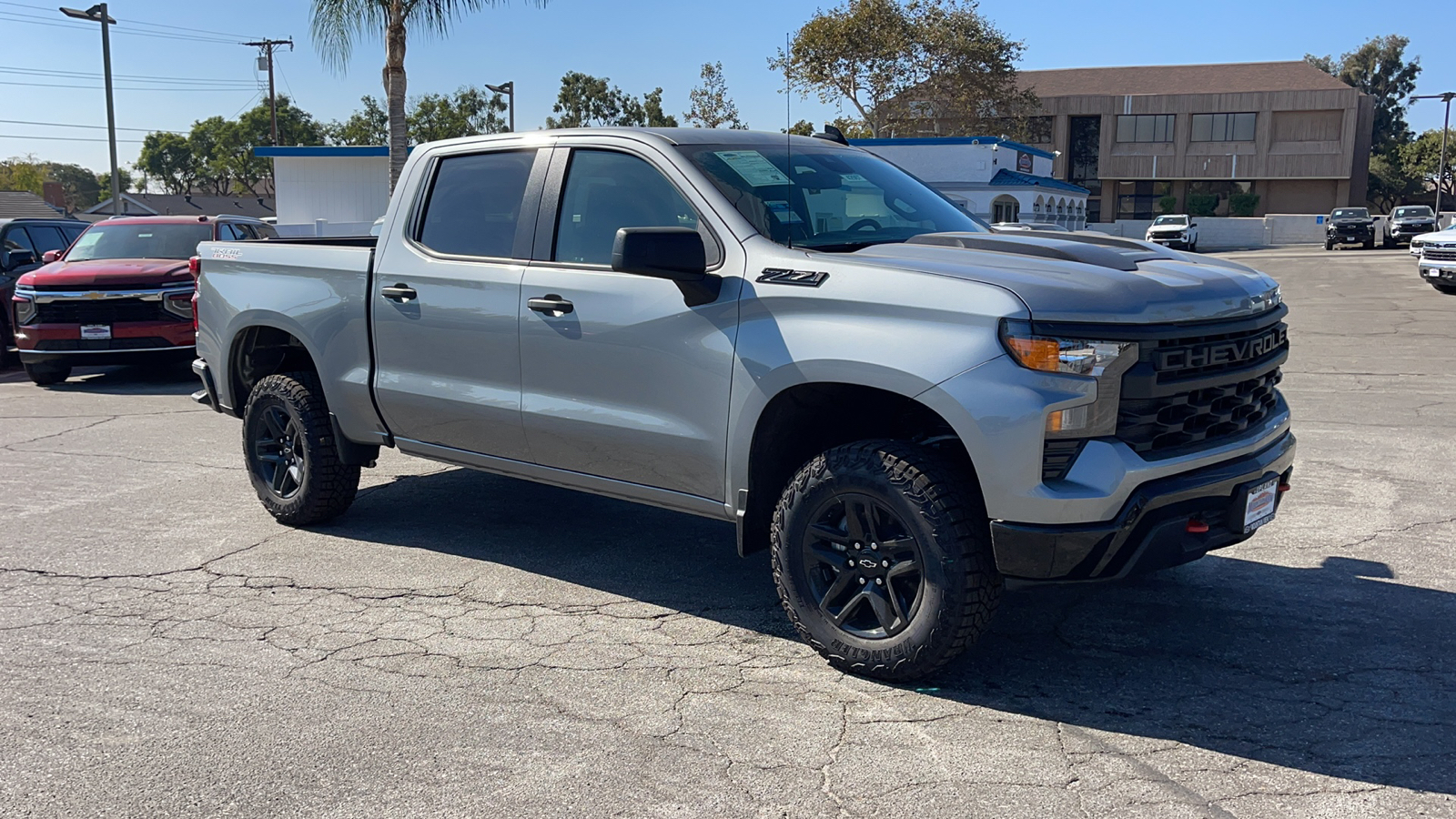 2024 Chevrolet Silverado 1500 Custom Trail Boss 1