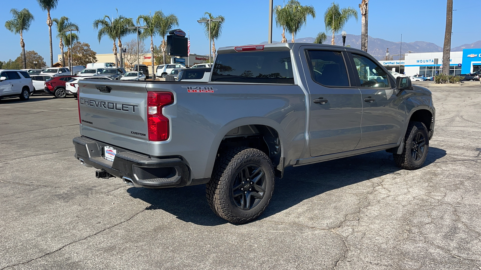 2024 Chevrolet Silverado 1500 Custom Trail Boss 3