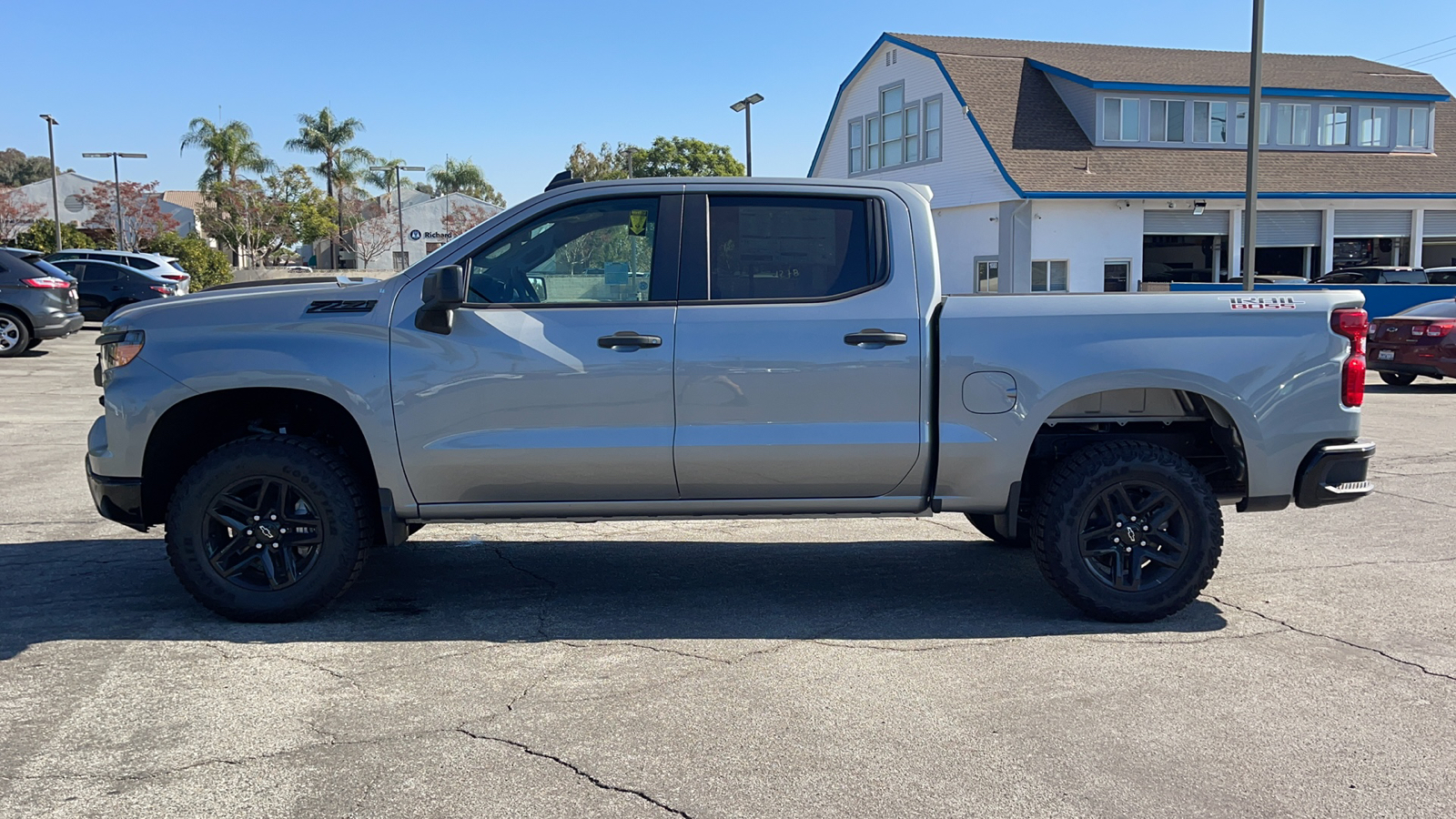 2024 Chevrolet Silverado 1500 Custom Trail Boss 6