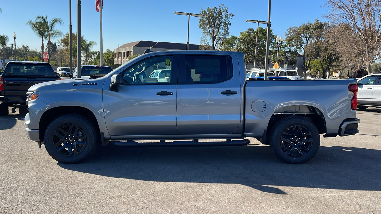 2025 Chevrolet Silverado 1500 Custom 6