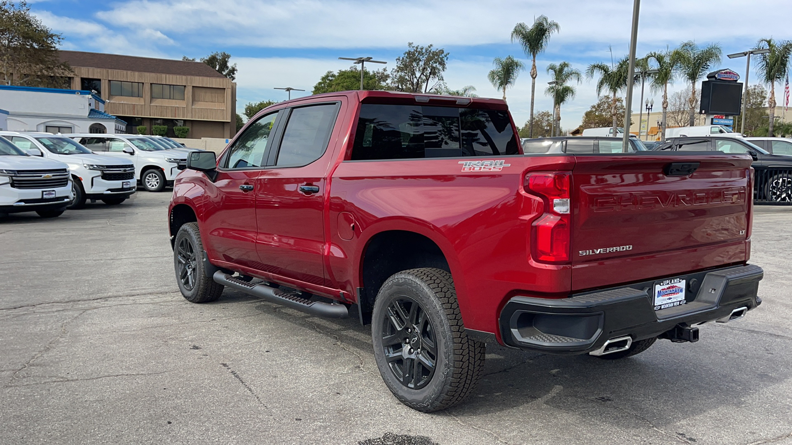 2025 Chevrolet Silverado 1500 LT Trail Boss 5