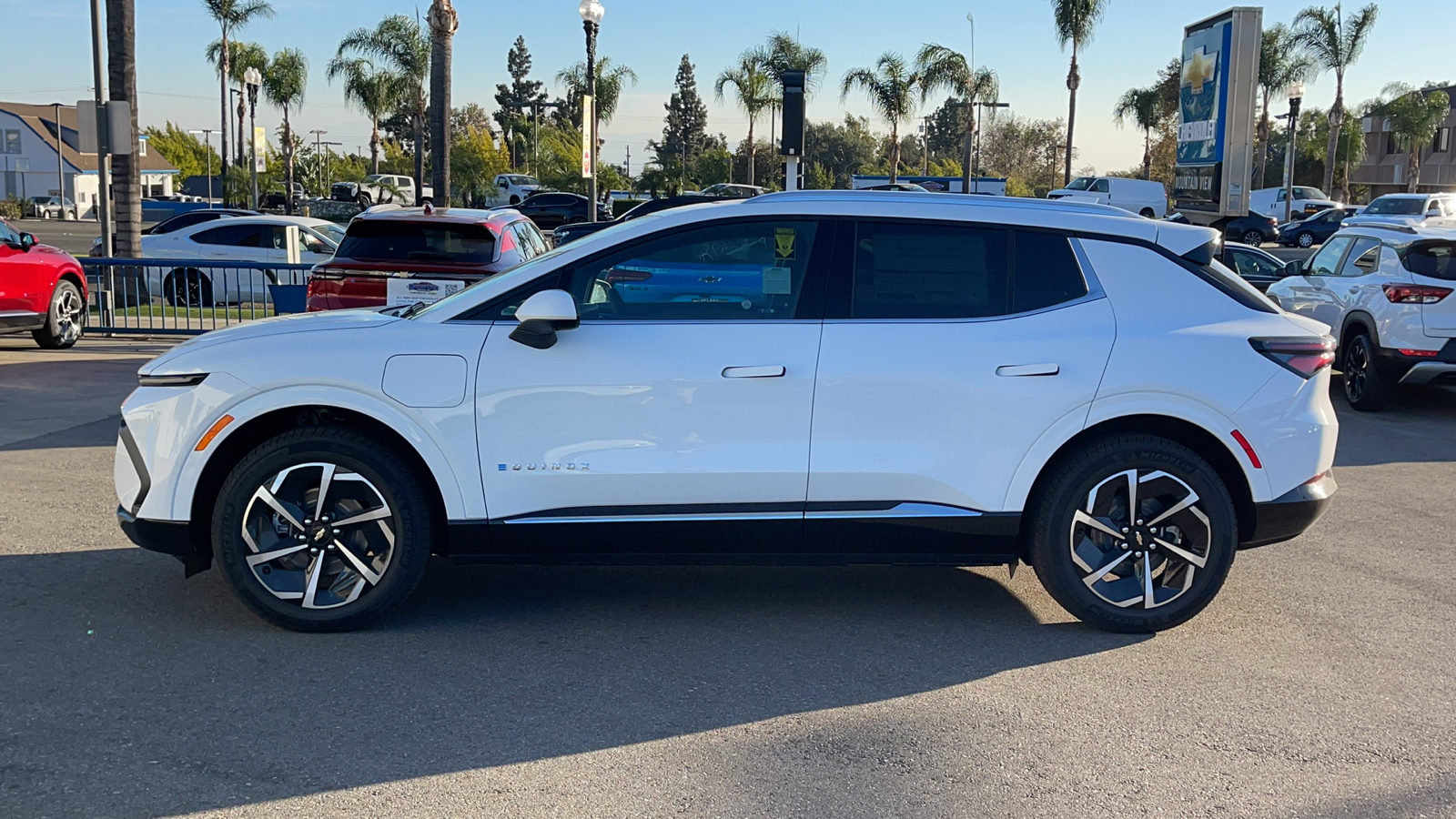 2025 Chevrolet Equinox EV LT 6