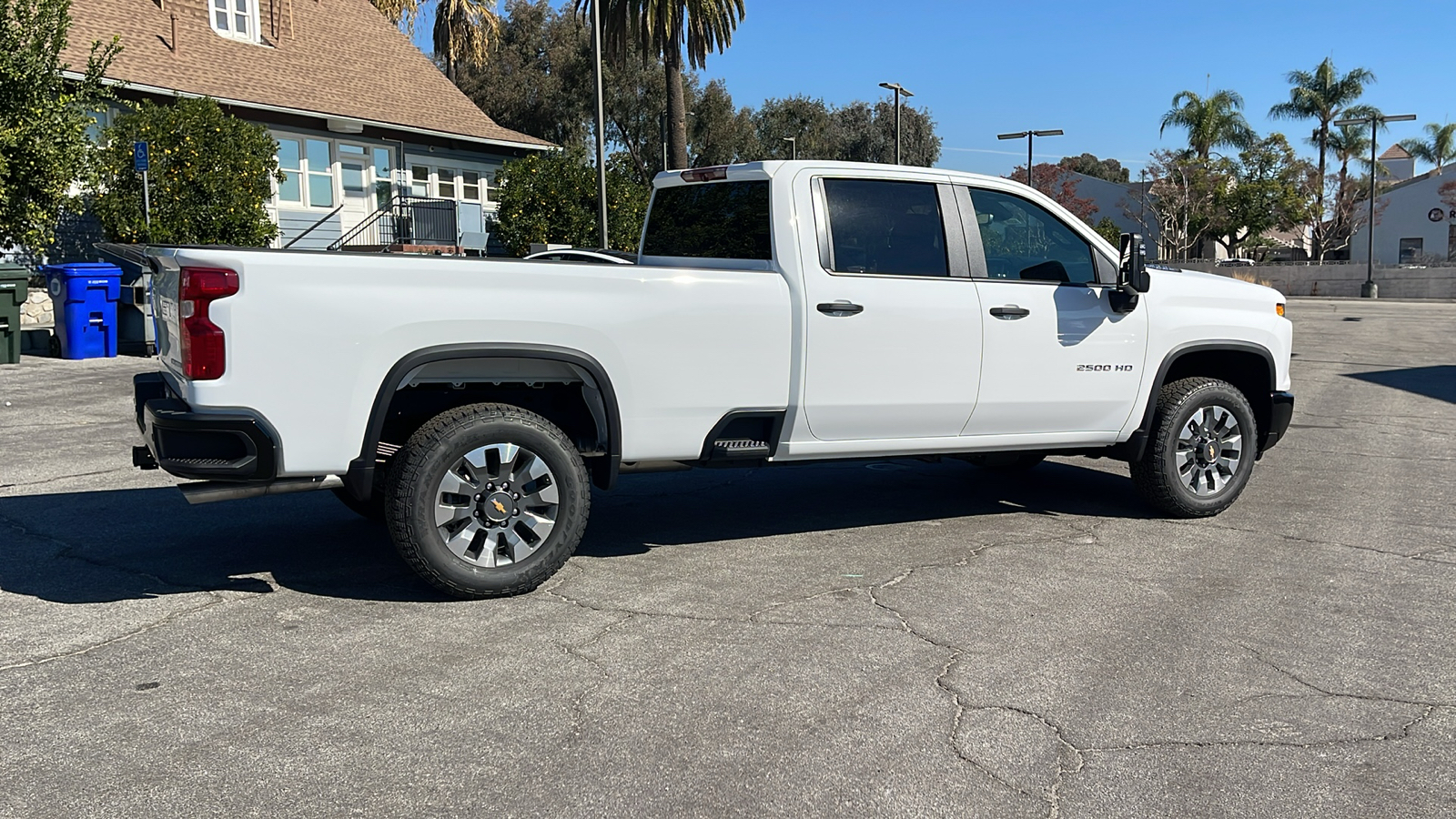 2025 Chevrolet Silverado 2500HD Custom 3