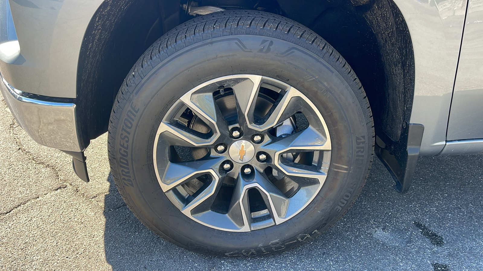 2025 Chevrolet Silverado 1500 LT 9