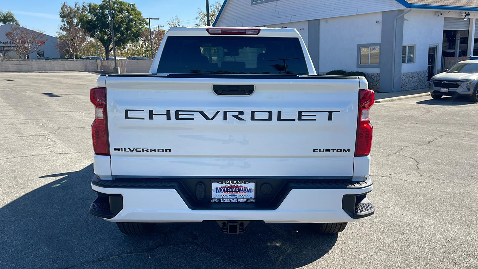 2025 Chevrolet Silverado 1500 Custom 4