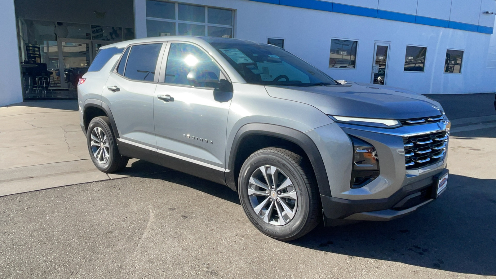 2025 Chevrolet Equinox FWD LT 1