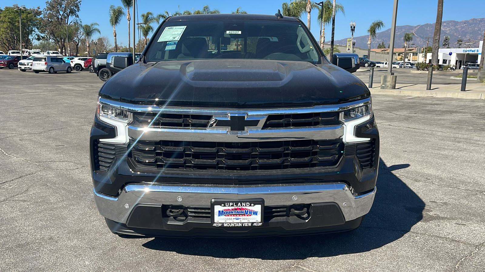 2025 Chevrolet Silverado 1500 LT 8