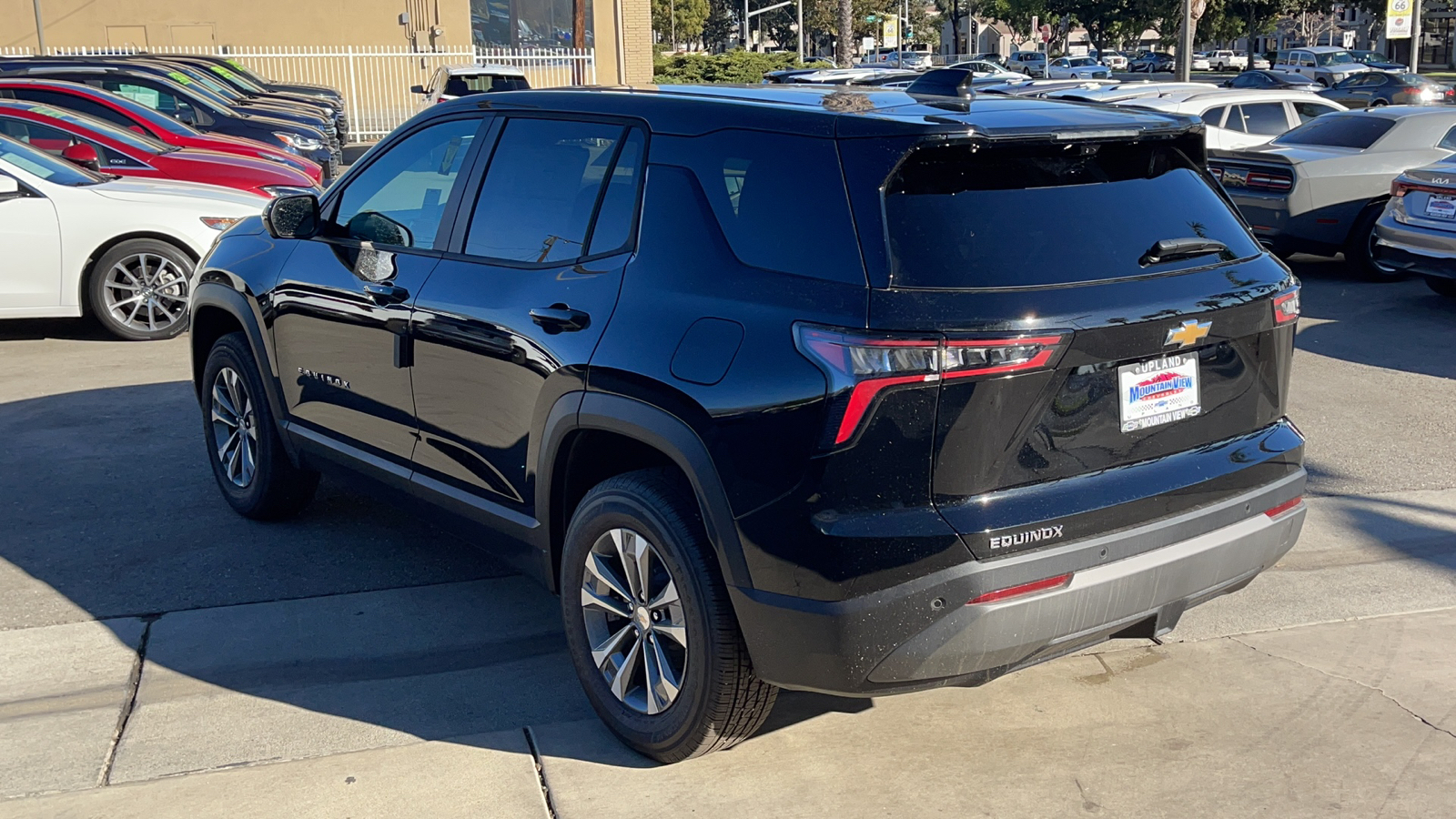 2025 Chevrolet Equinox FWD LT 5