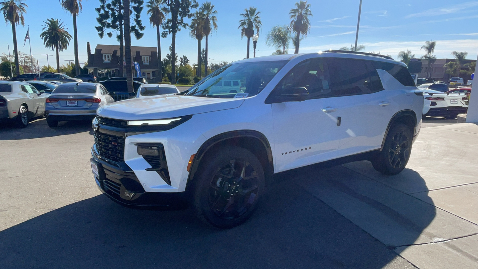 2025 Chevrolet Traverse FWD RS 7