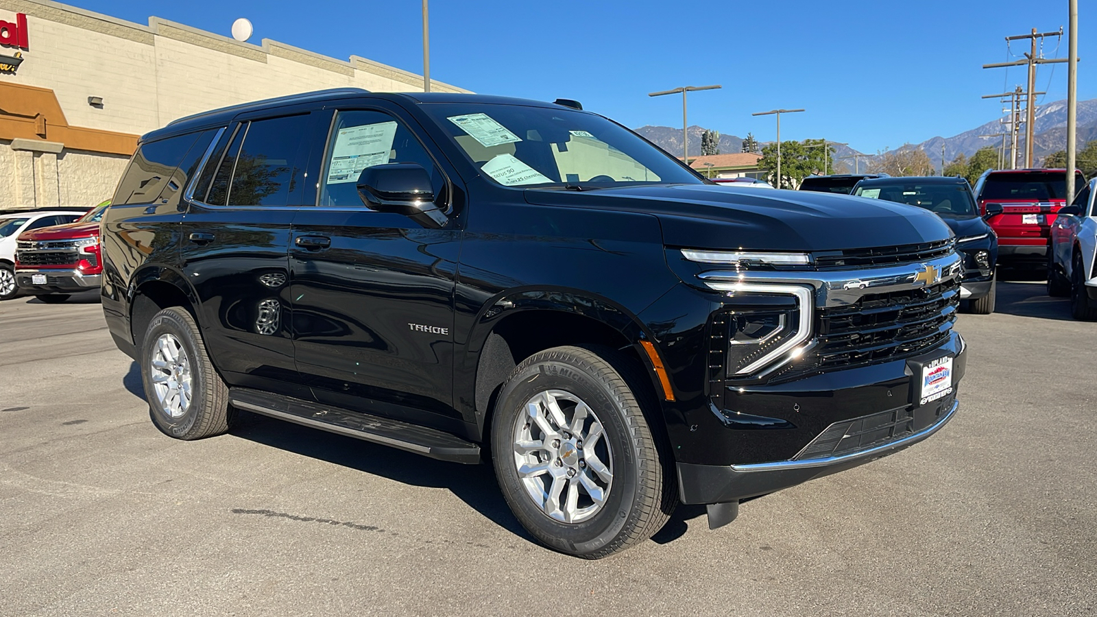 2025 Chevrolet Tahoe LS 1