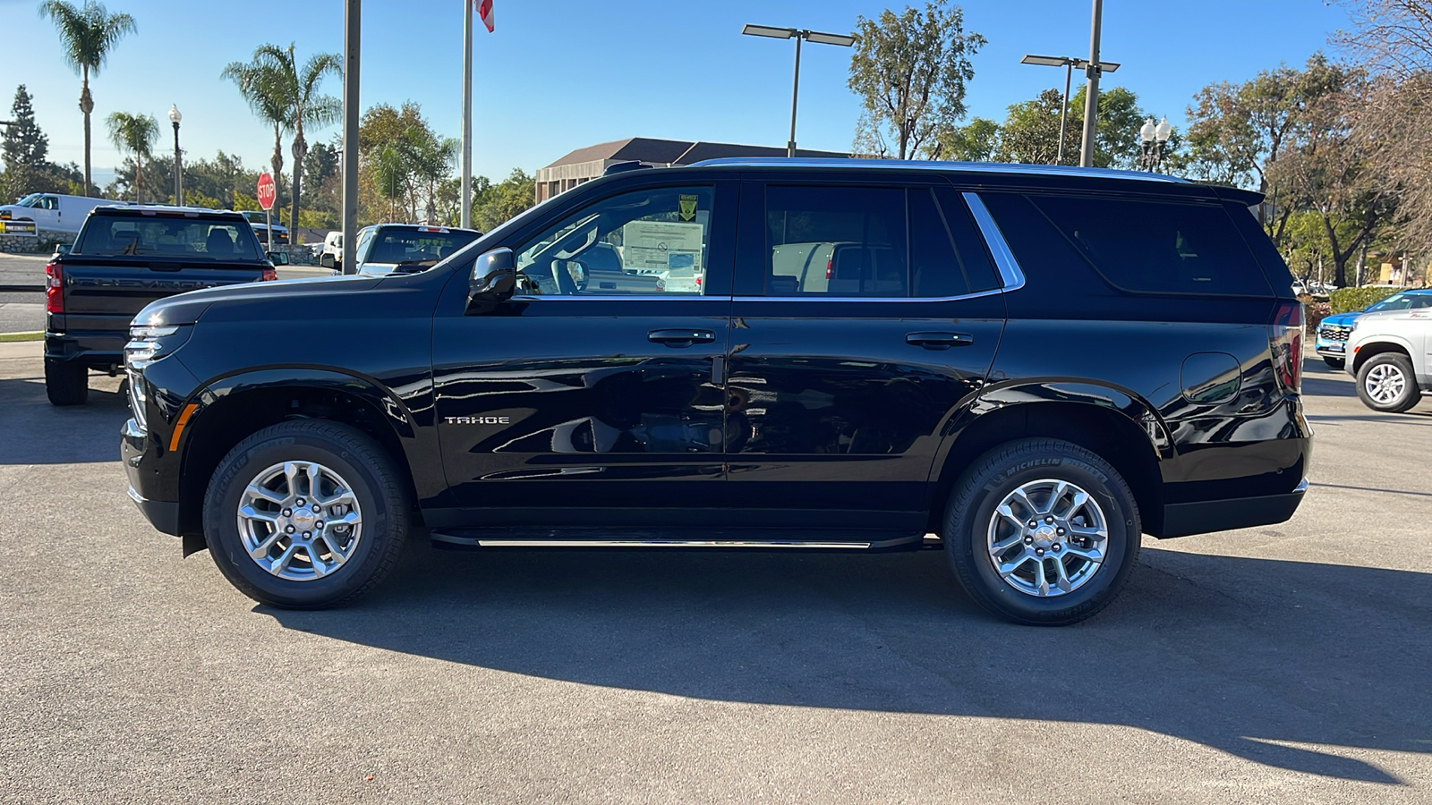 2025 Chevrolet Tahoe LS 6