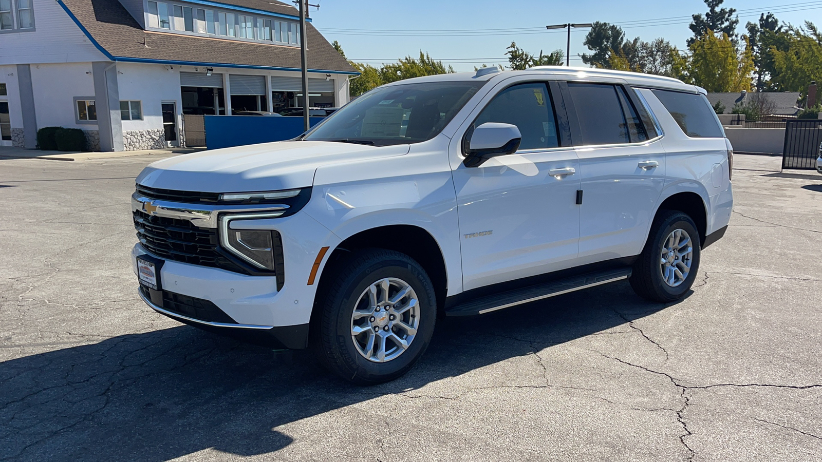 2025 Chevrolet Tahoe LS 7