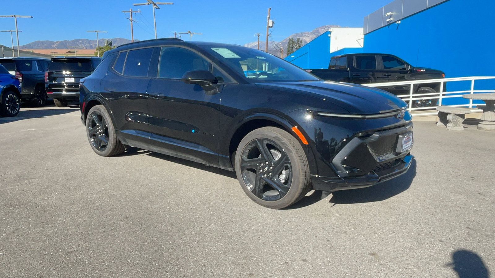 2025 Chevrolet Equinox EV RS 1