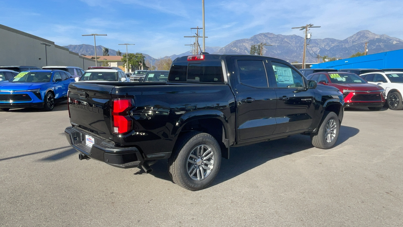 2024 Chevrolet Colorado 2WD LT 3