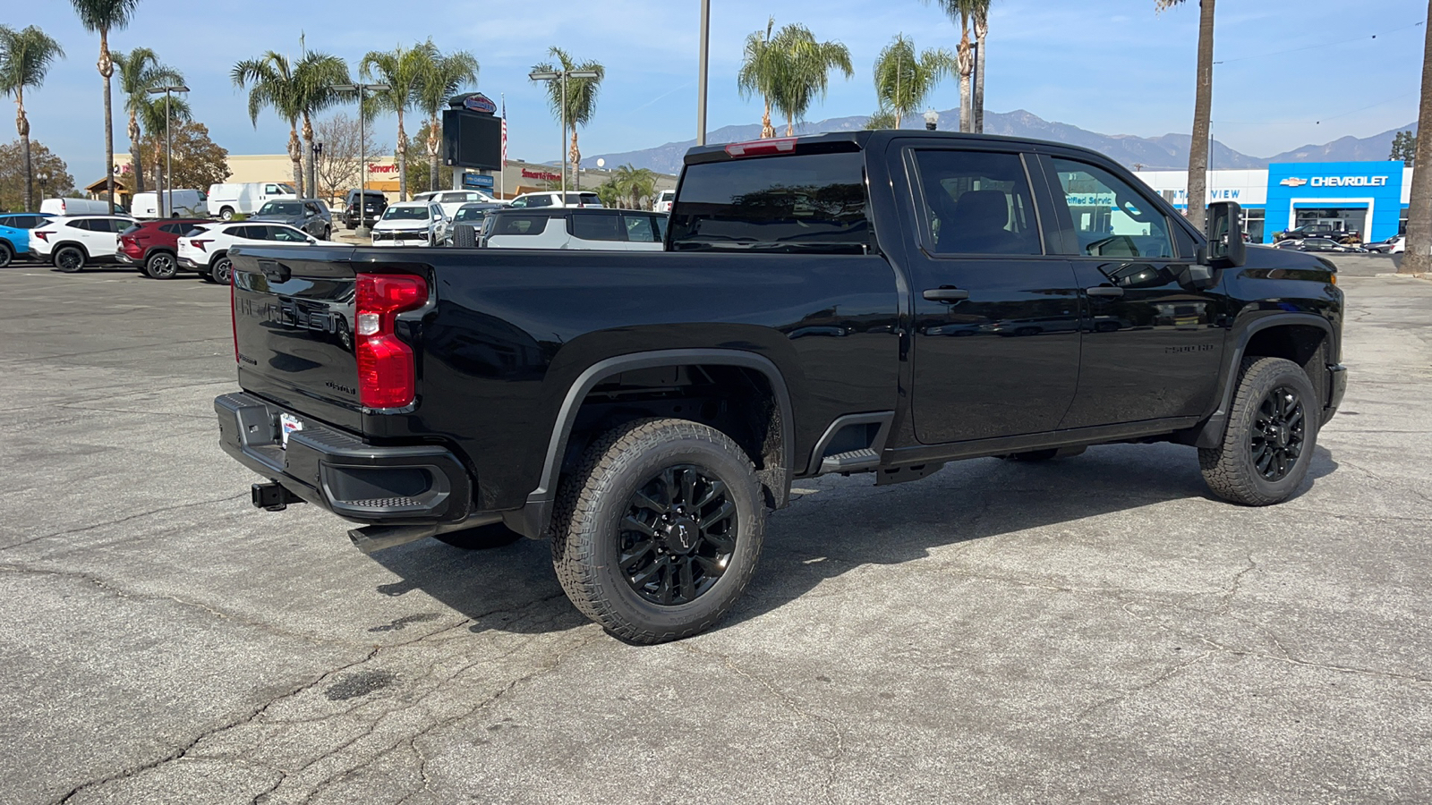 2025 Chevrolet Silverado 2500HD Custom 3