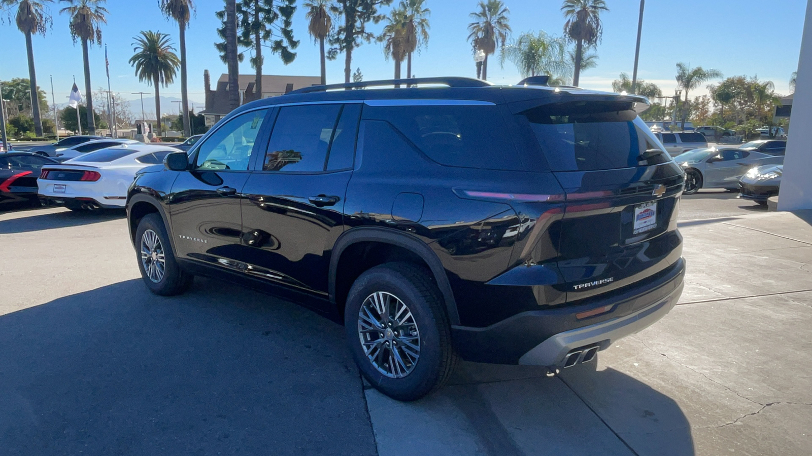 2025 Chevrolet Traverse FWD LT 5