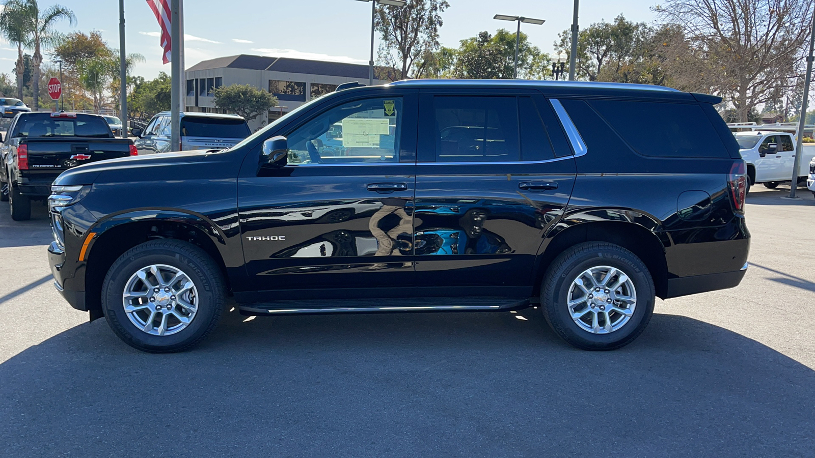 2025 Chevrolet Tahoe LS 6