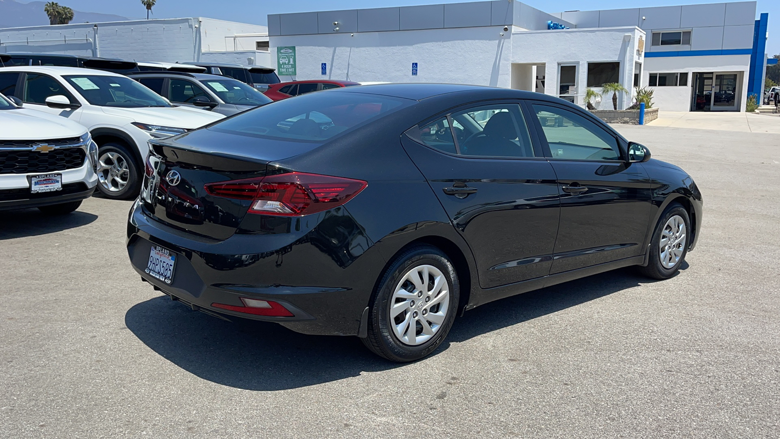 2020 Hyundai Elantra SE 3