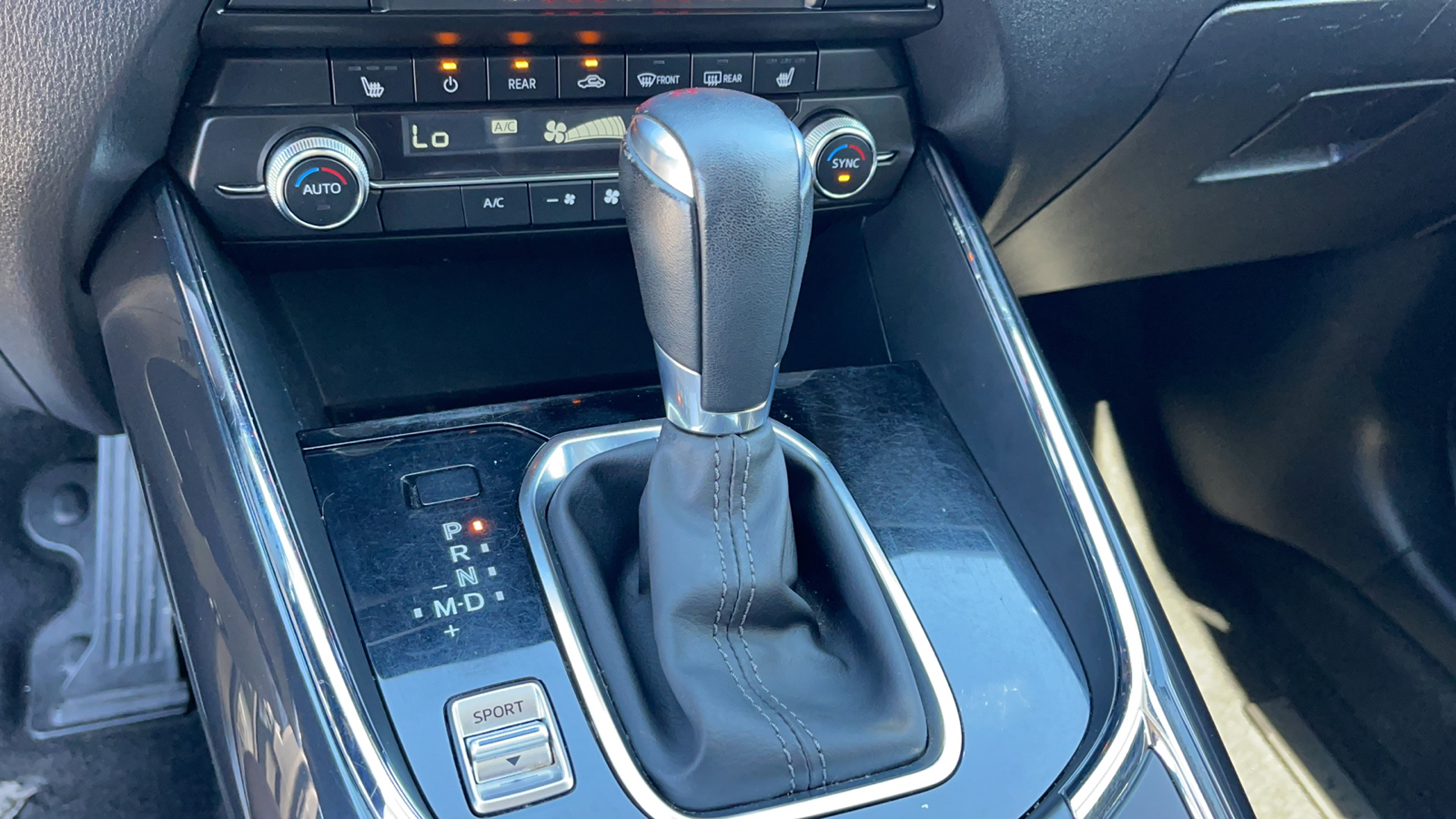 2019 Mazda CX-9 Touring 17