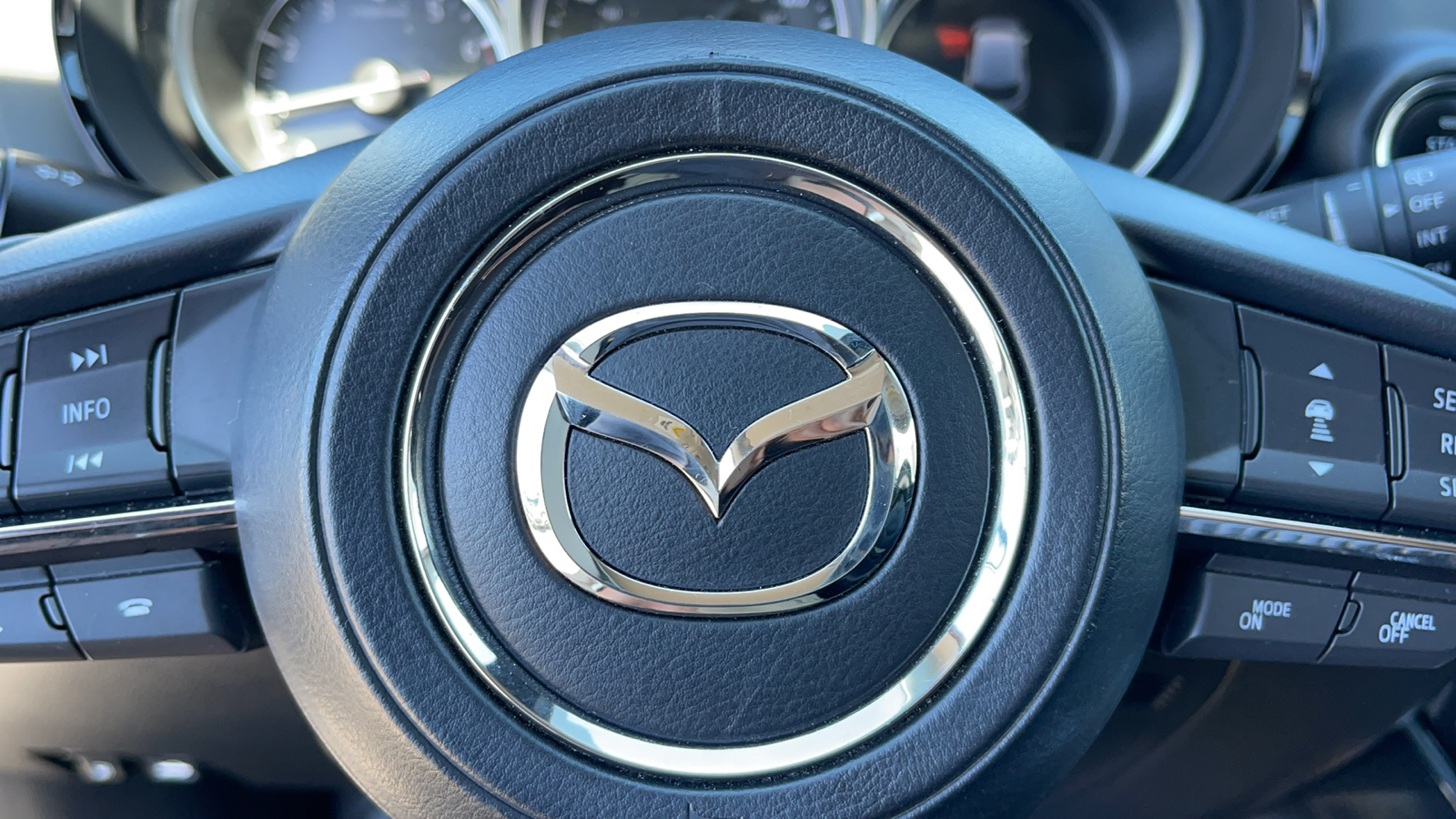 2019 Mazda CX-9 Touring 24