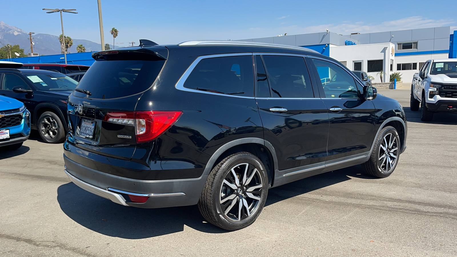 2019 Honda Pilot Touring 8-Passenger 3