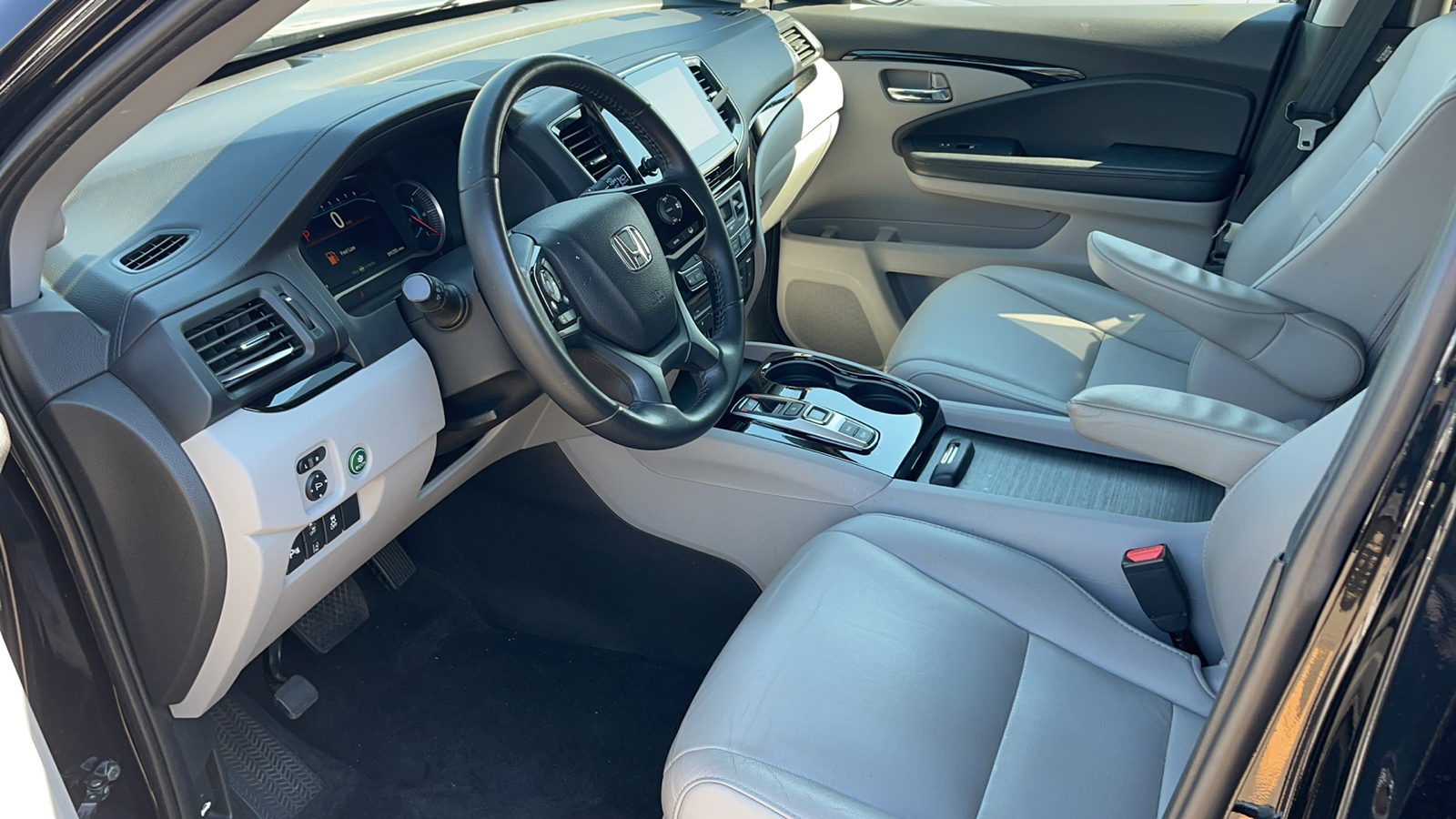 2019 Honda Pilot Touring 8-Passenger 10