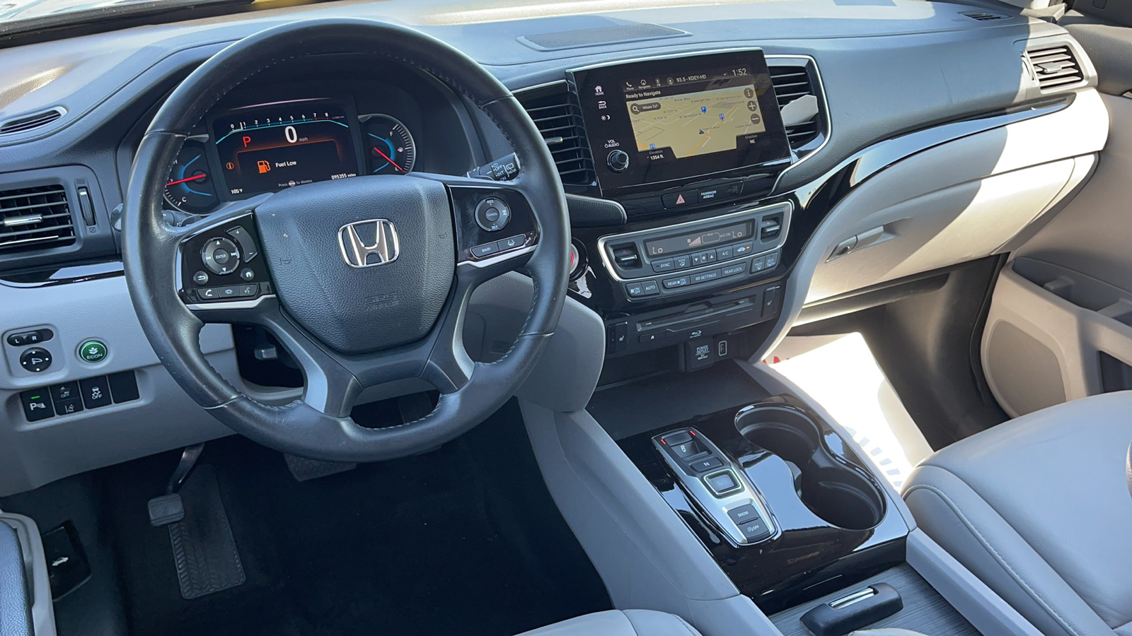 2019 Honda Pilot Touring 8-Passenger 15