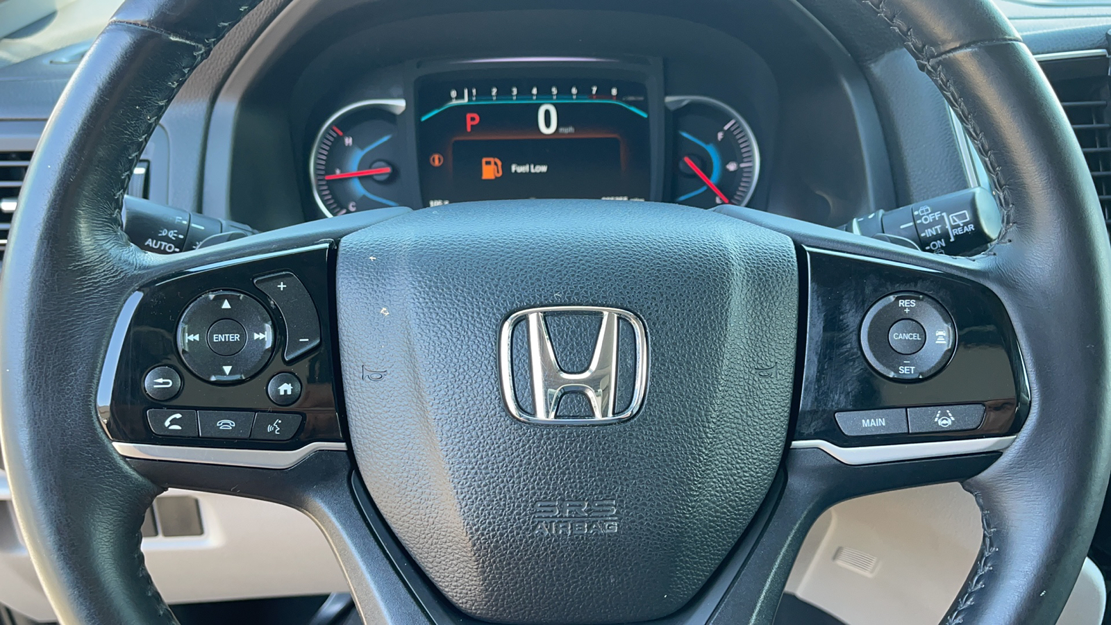 2019 Honda Pilot Touring 8-Passenger 24