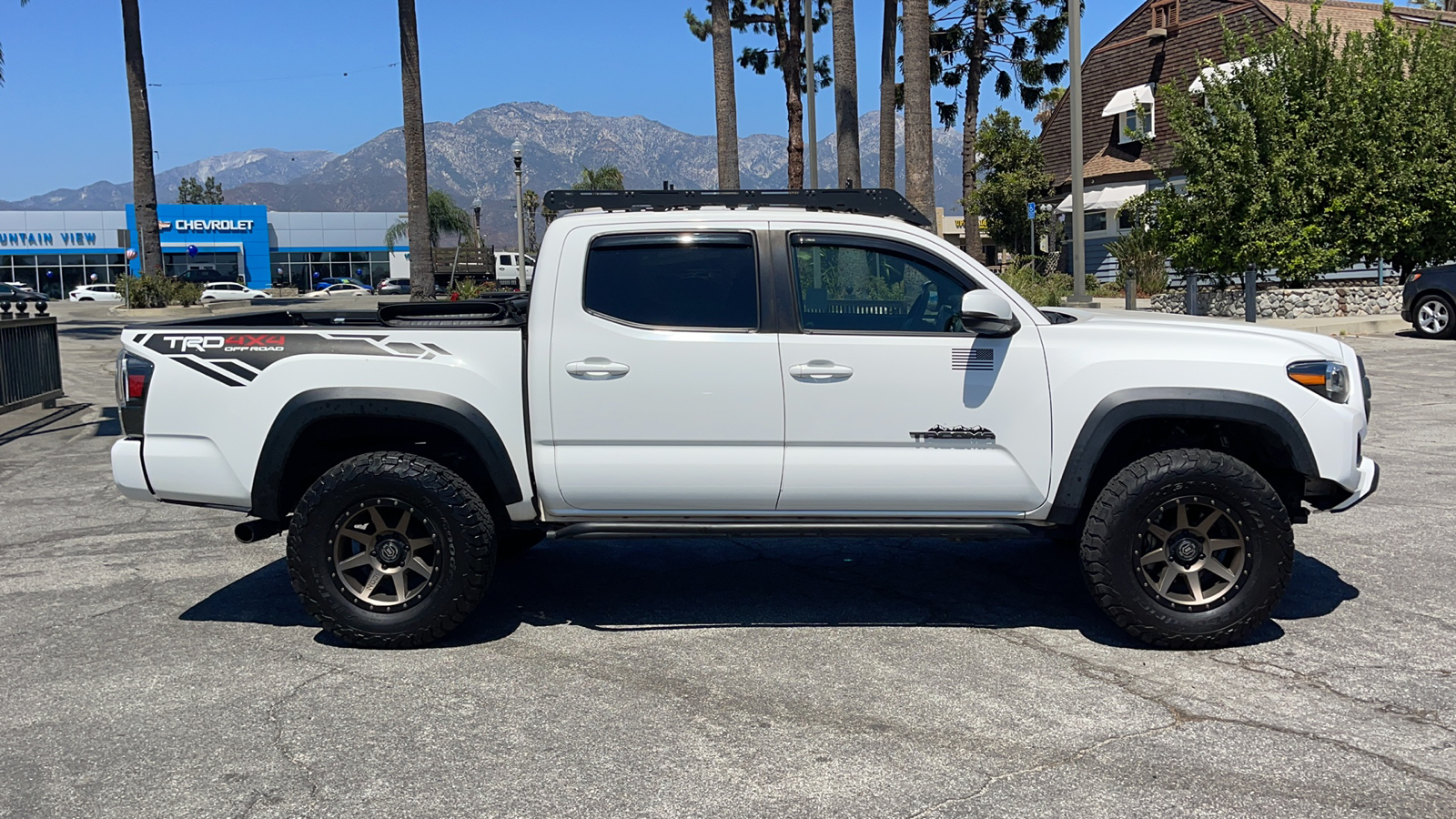 2021 Toyota Tacoma 4WD TRD Off Road 2