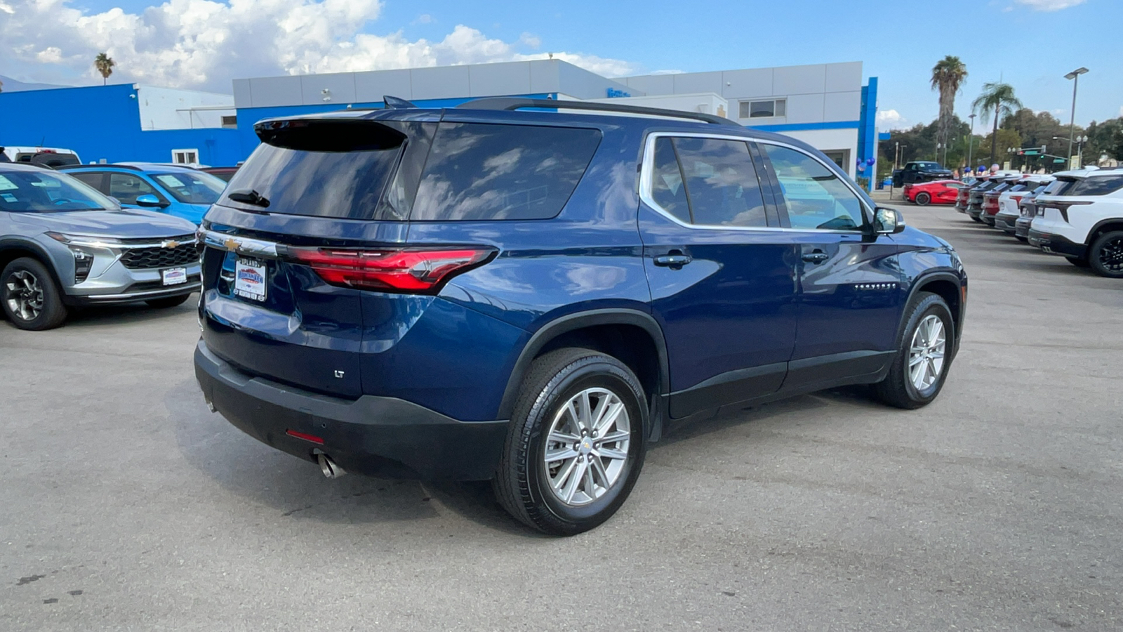 2022 Chevrolet Traverse LT Leather 3