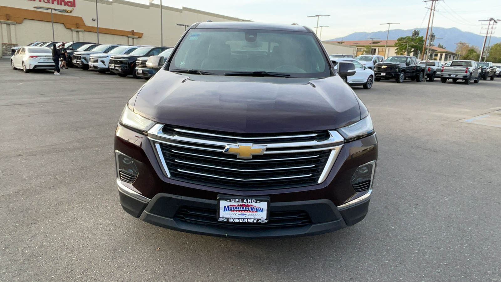 2022 Chevrolet Traverse LT Leather 8