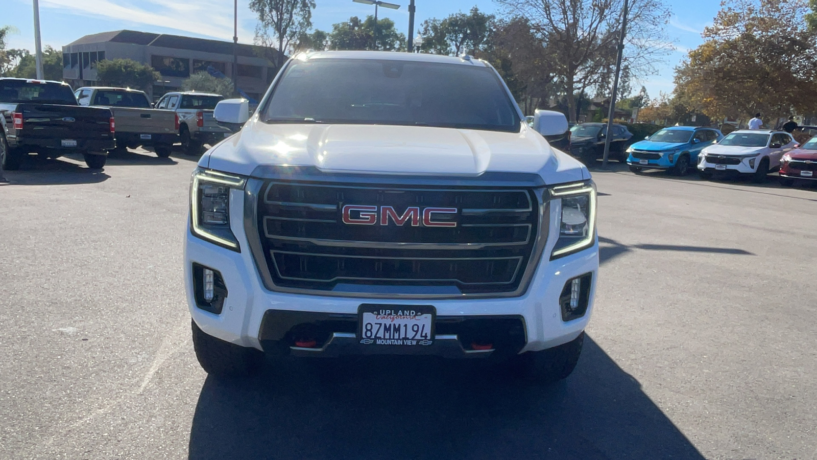 2022 GMC Yukon AT4 8