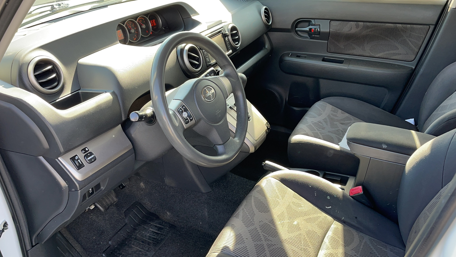 2015 Scion xB Base 10