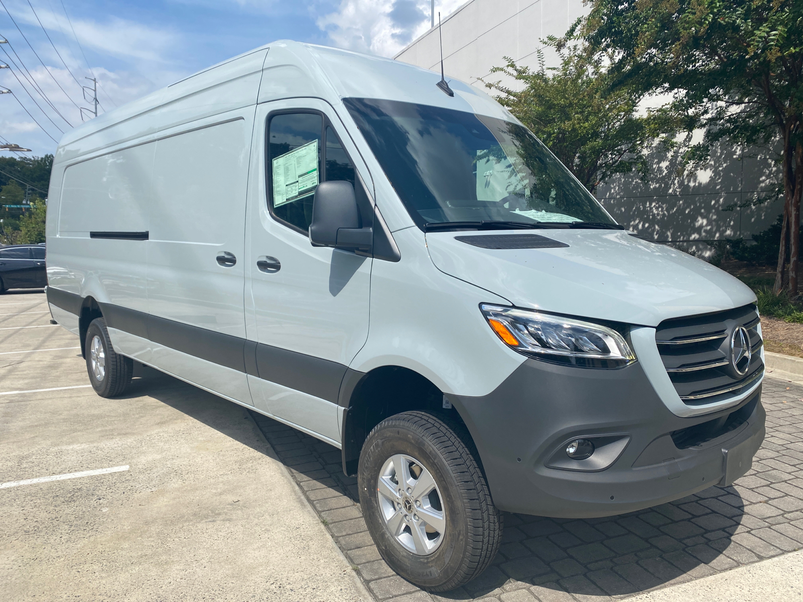 2024 Mercedes-Benz Sprinter 2500 Cargo 170 WB 1