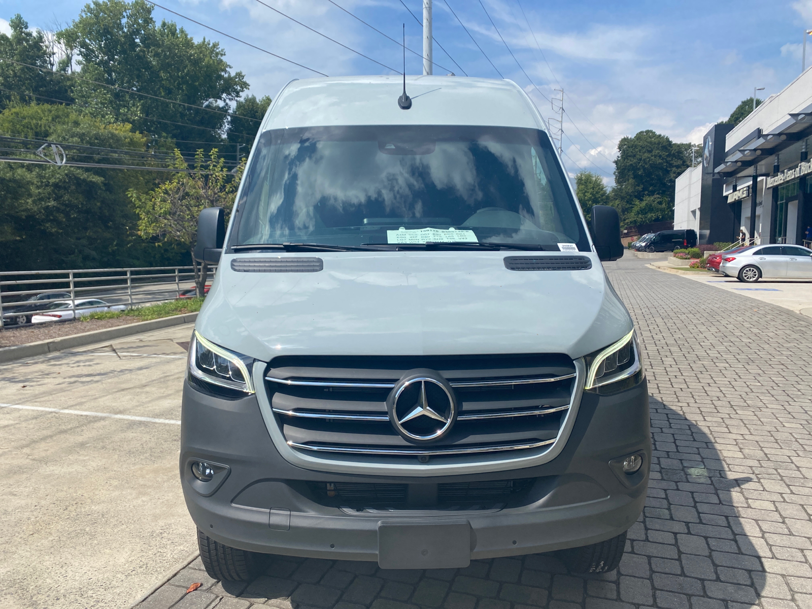 2024 Mercedes-Benz Sprinter 2500 Cargo 170 WB 8