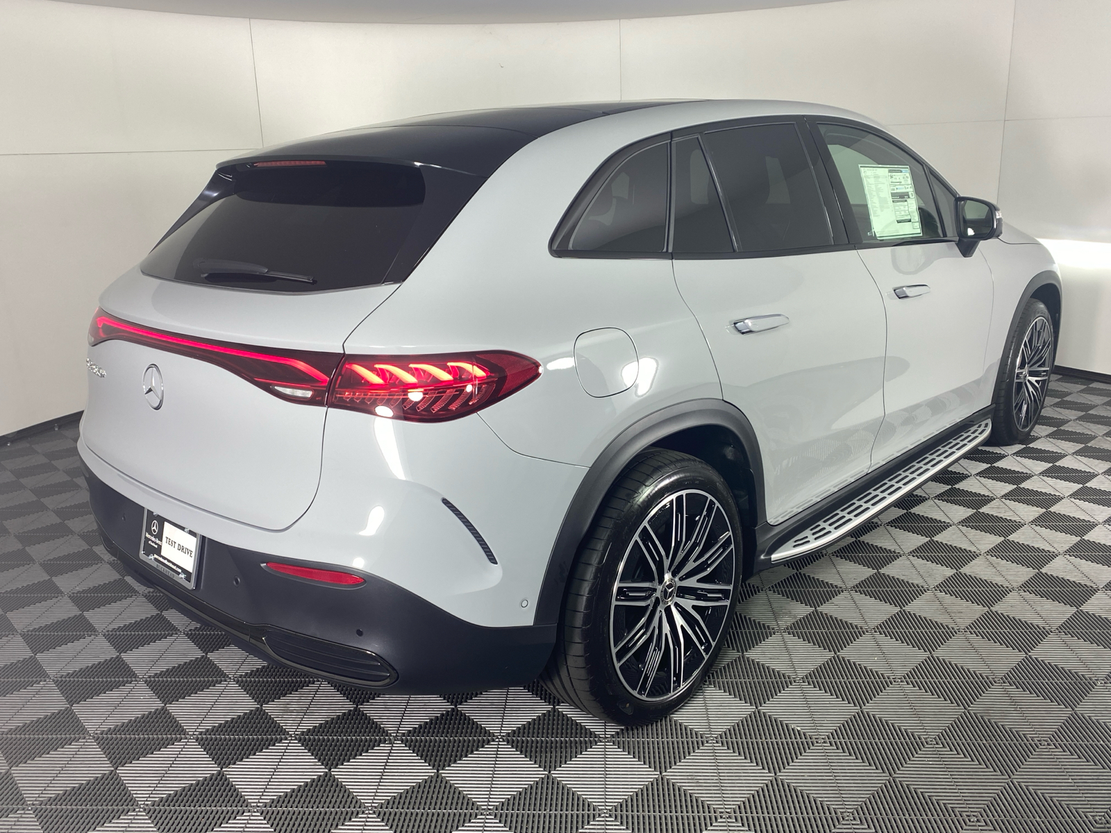 2024 Mercedes-Benz EQE 350+ SUV 3