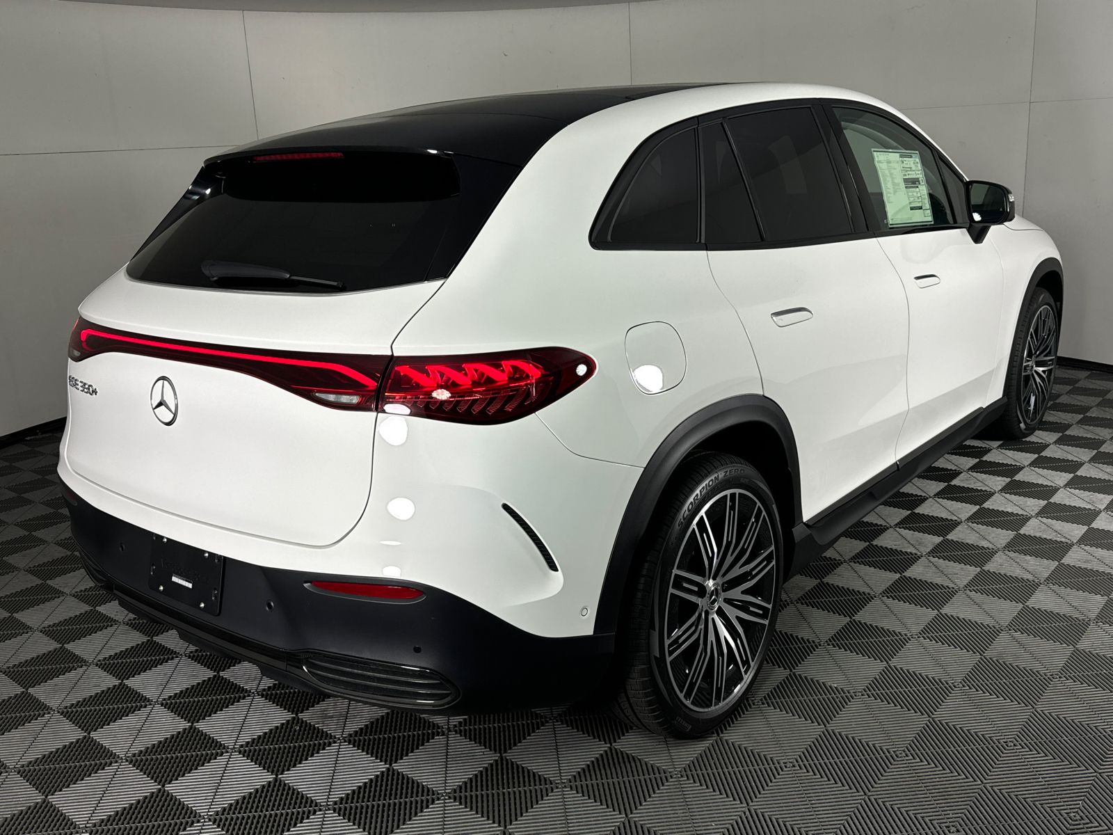 2024 Mercedes-Benz EQE 350+ SUV 3