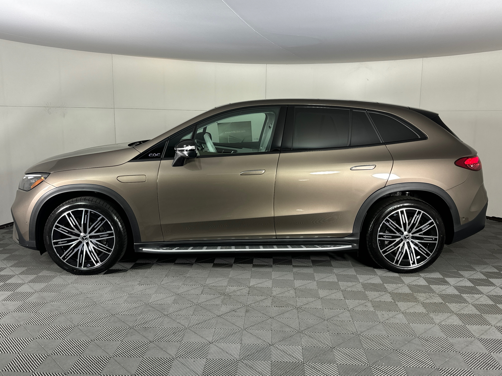 2024 Mercedes-Benz EQE 350+ SUV 6