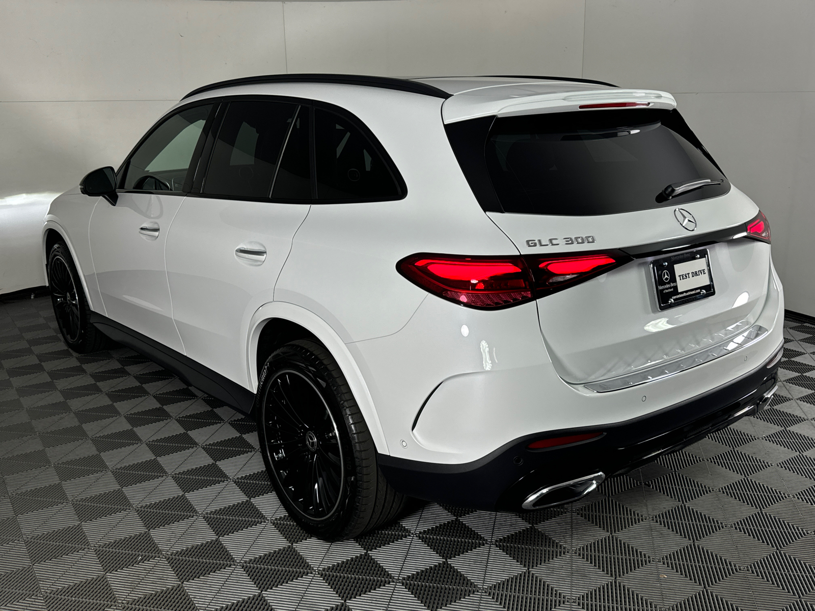 2024 Mercedes-Benz GLC GLC 300 5