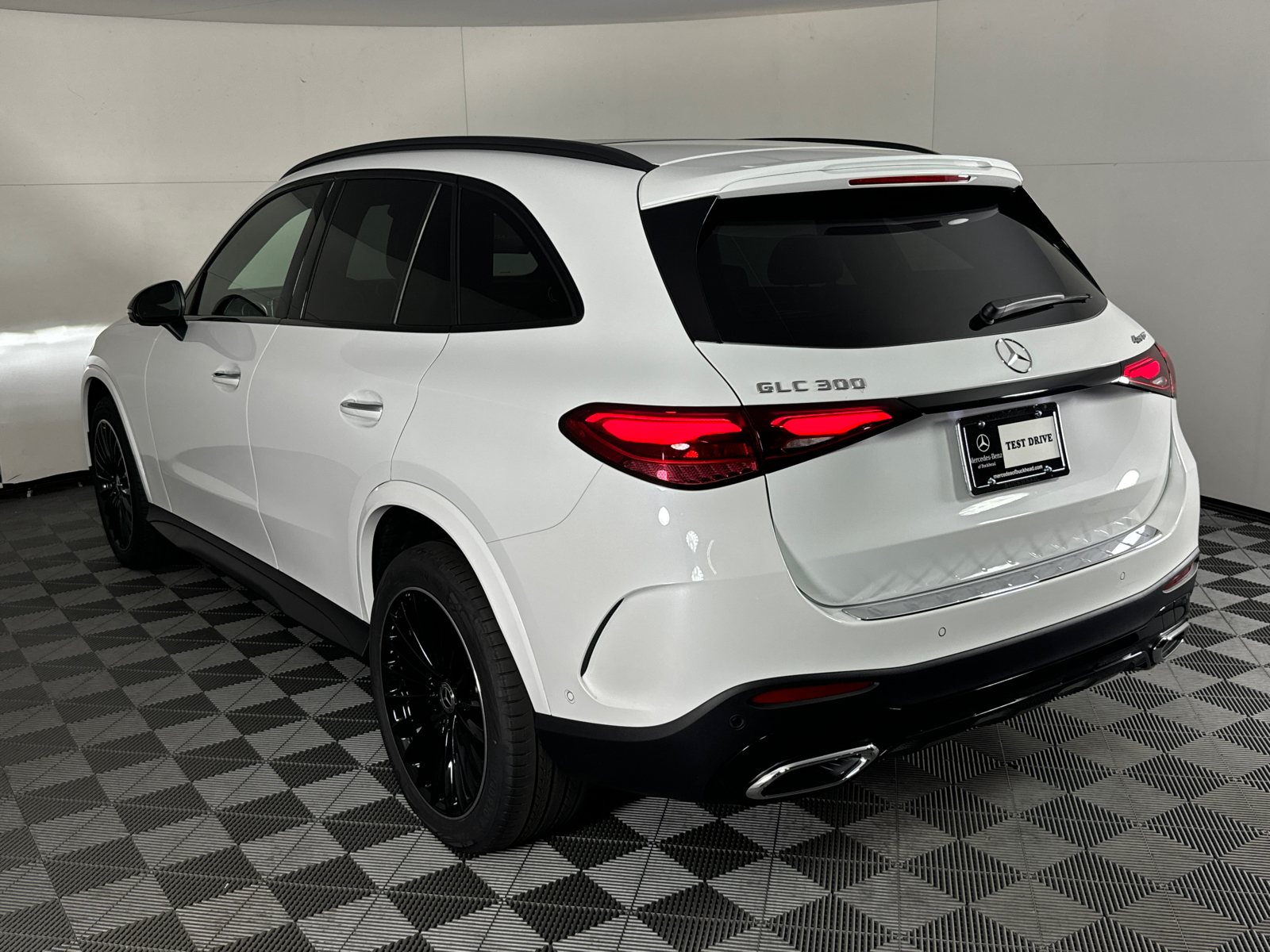 2024 Mercedes-Benz GLC GLC 300 5