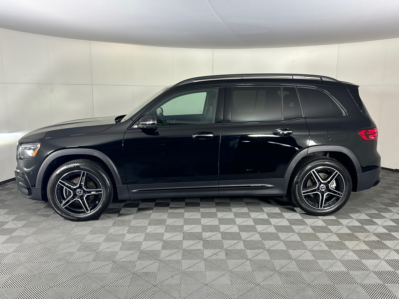 2024 Mercedes-Benz GLB GLB 250 6