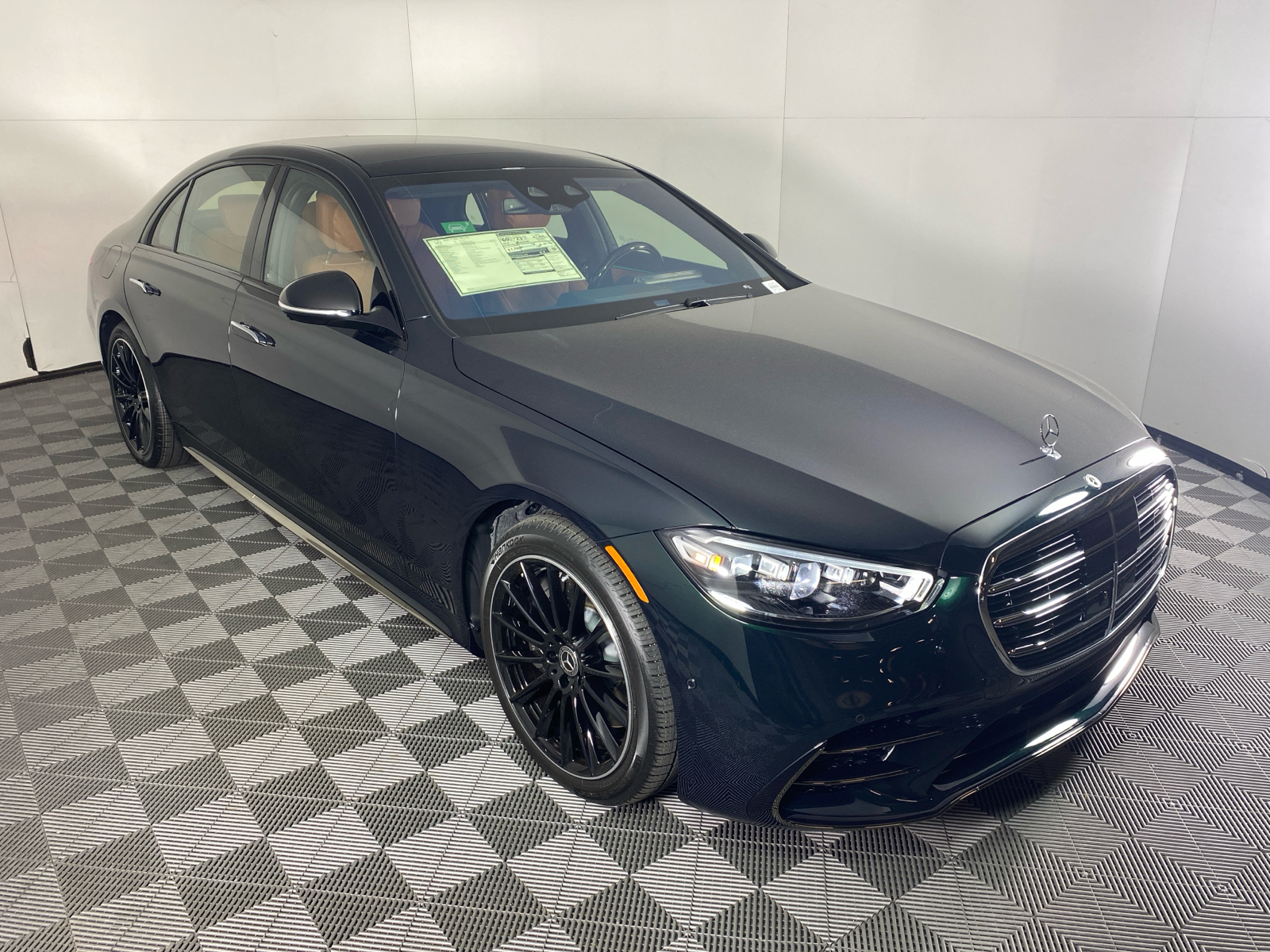 2024 Mercedes-Benz S-Class S 580e 1