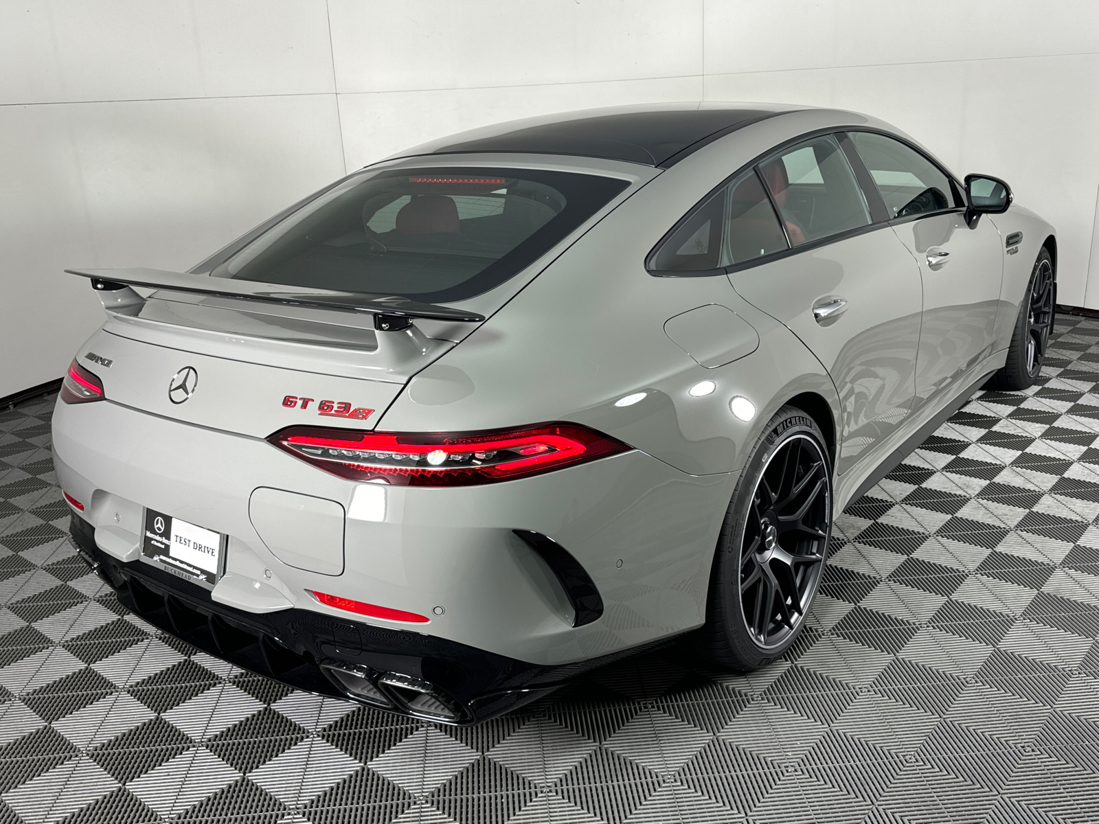 2024 Mercedes-Benz AMG GT 63 S 3