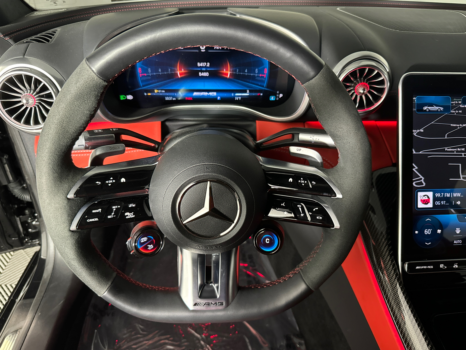 2022 Mercedes-Benz SL-Class SL 63 AMG 21