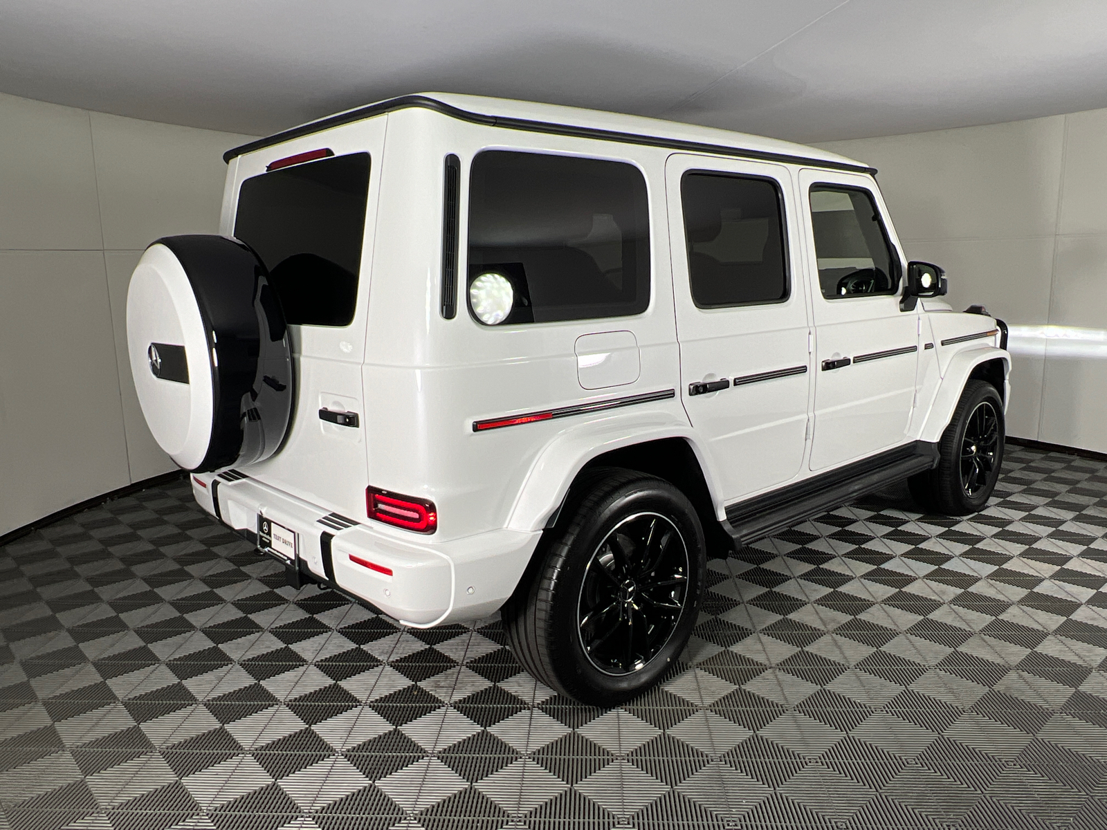 2025 Mercedes-Benz G-Class G 550 3