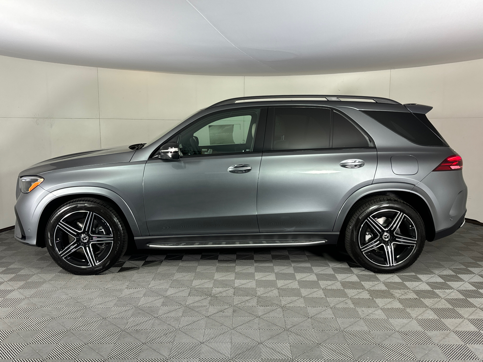 2025 Mercedes-Benz GLE GLE 450e 6