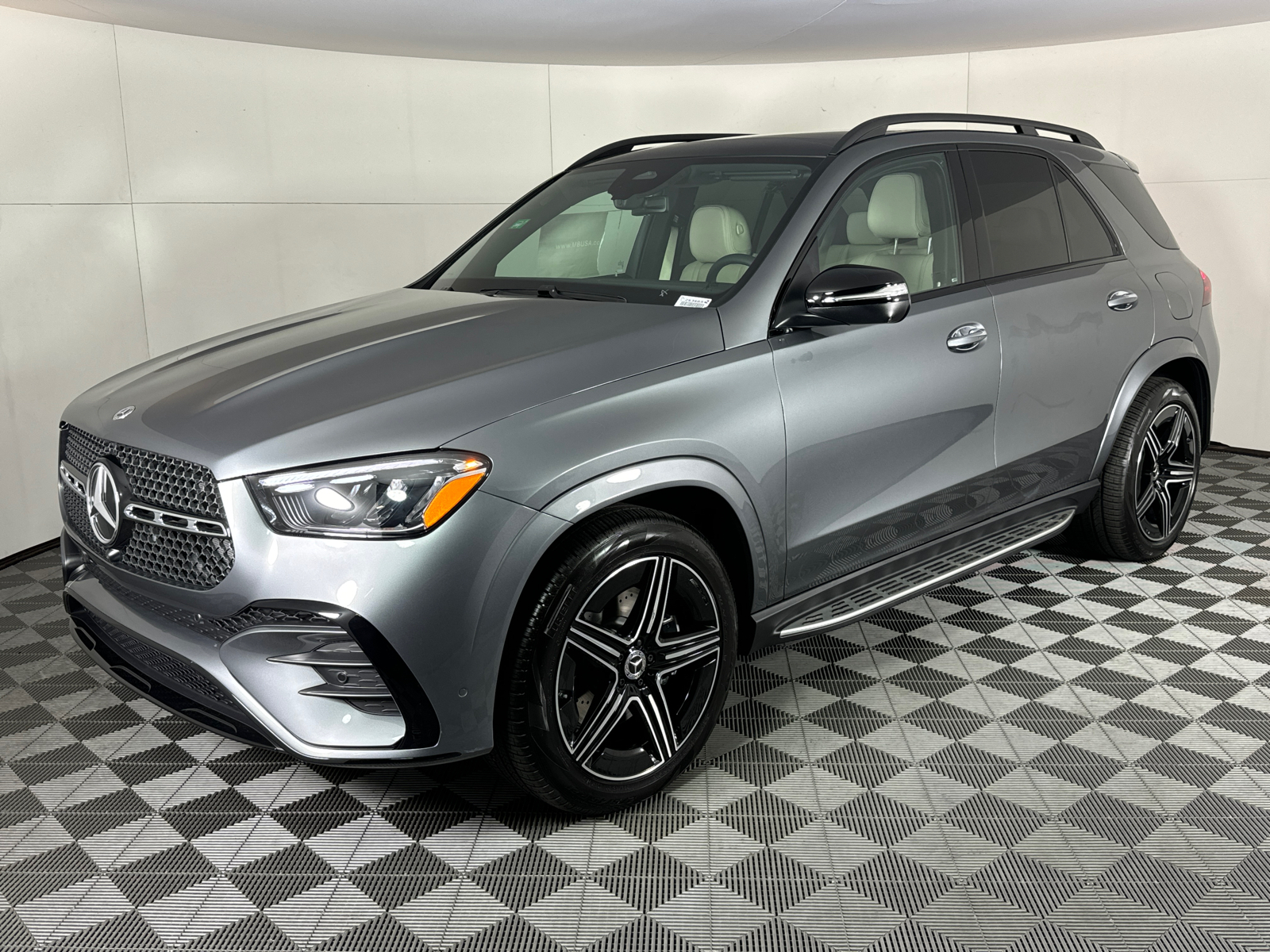 2025 Mercedes-Benz GLE GLE 450e 7