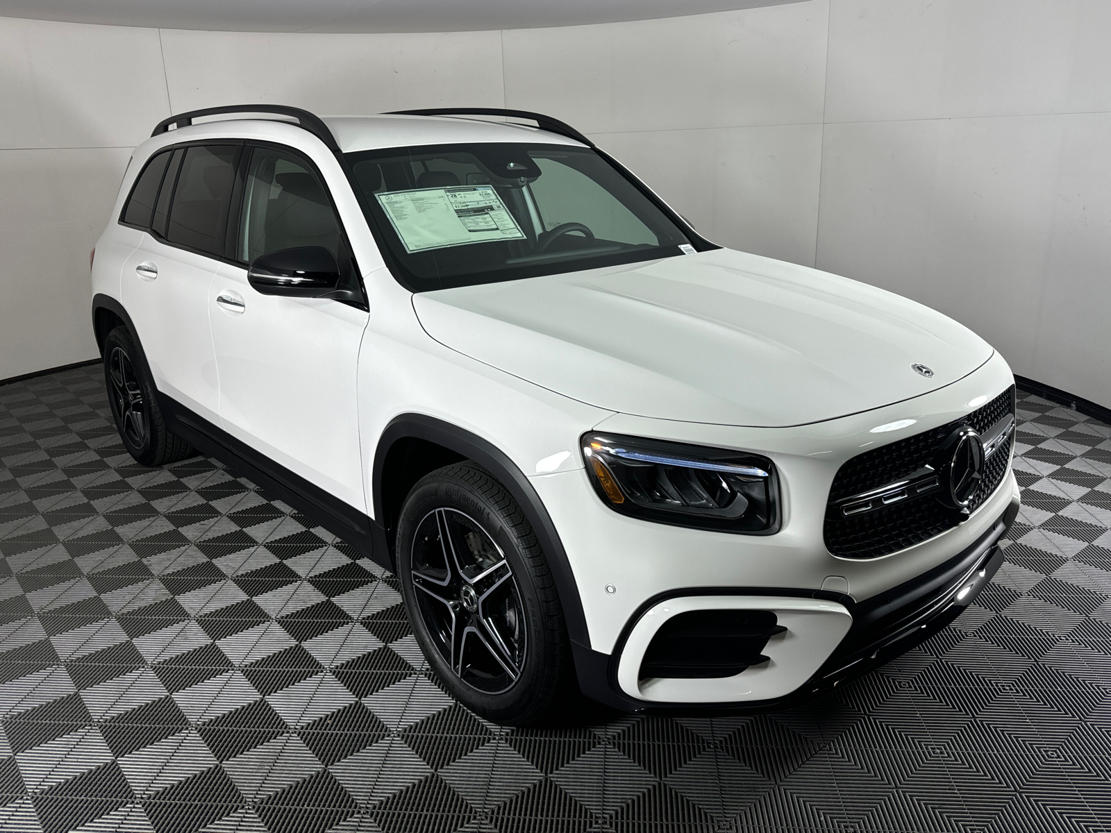 2025 Mercedes-Benz GLB GLB 250 1