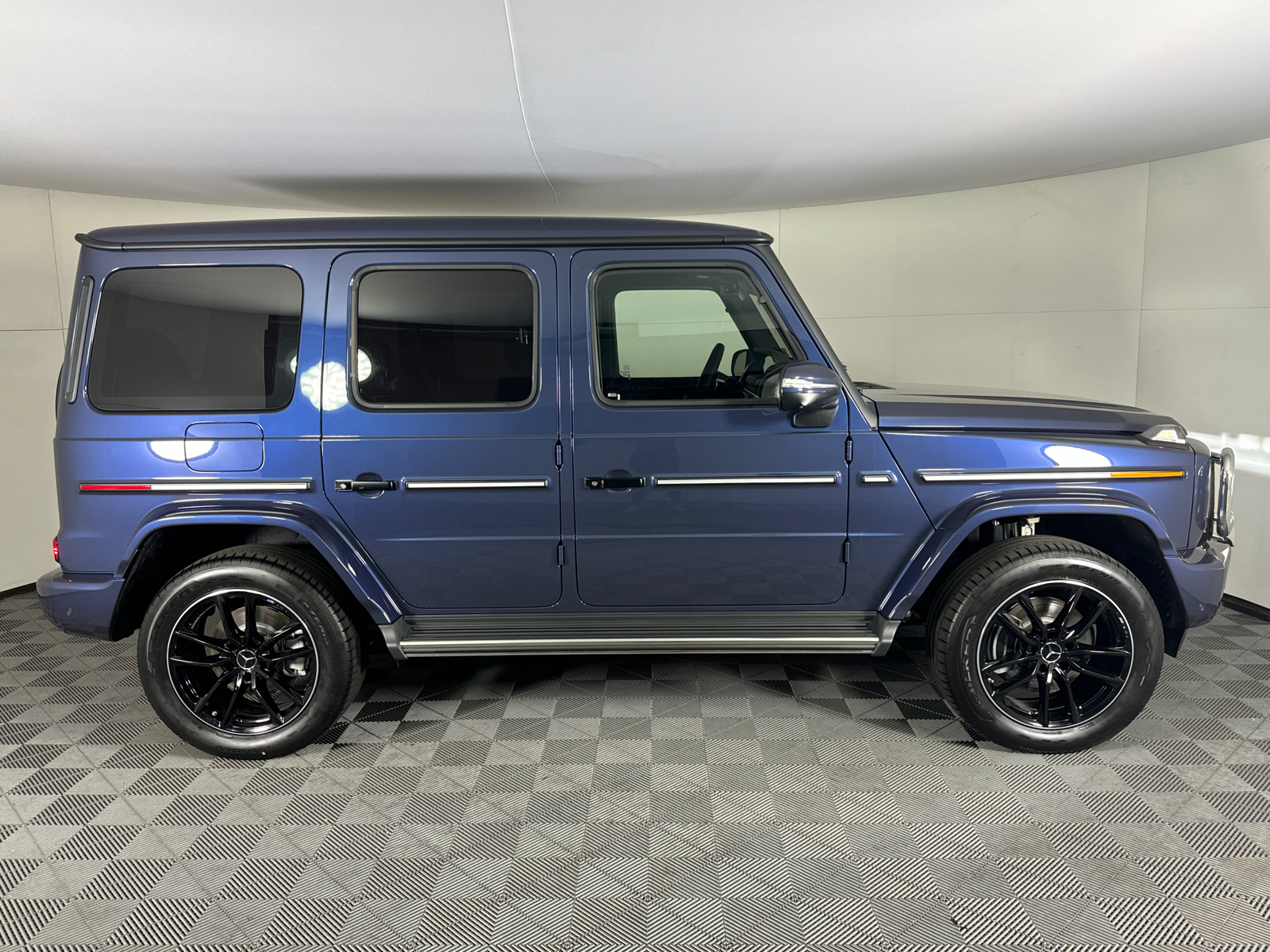 2025 Mercedes-Benz G-Class G 550 2