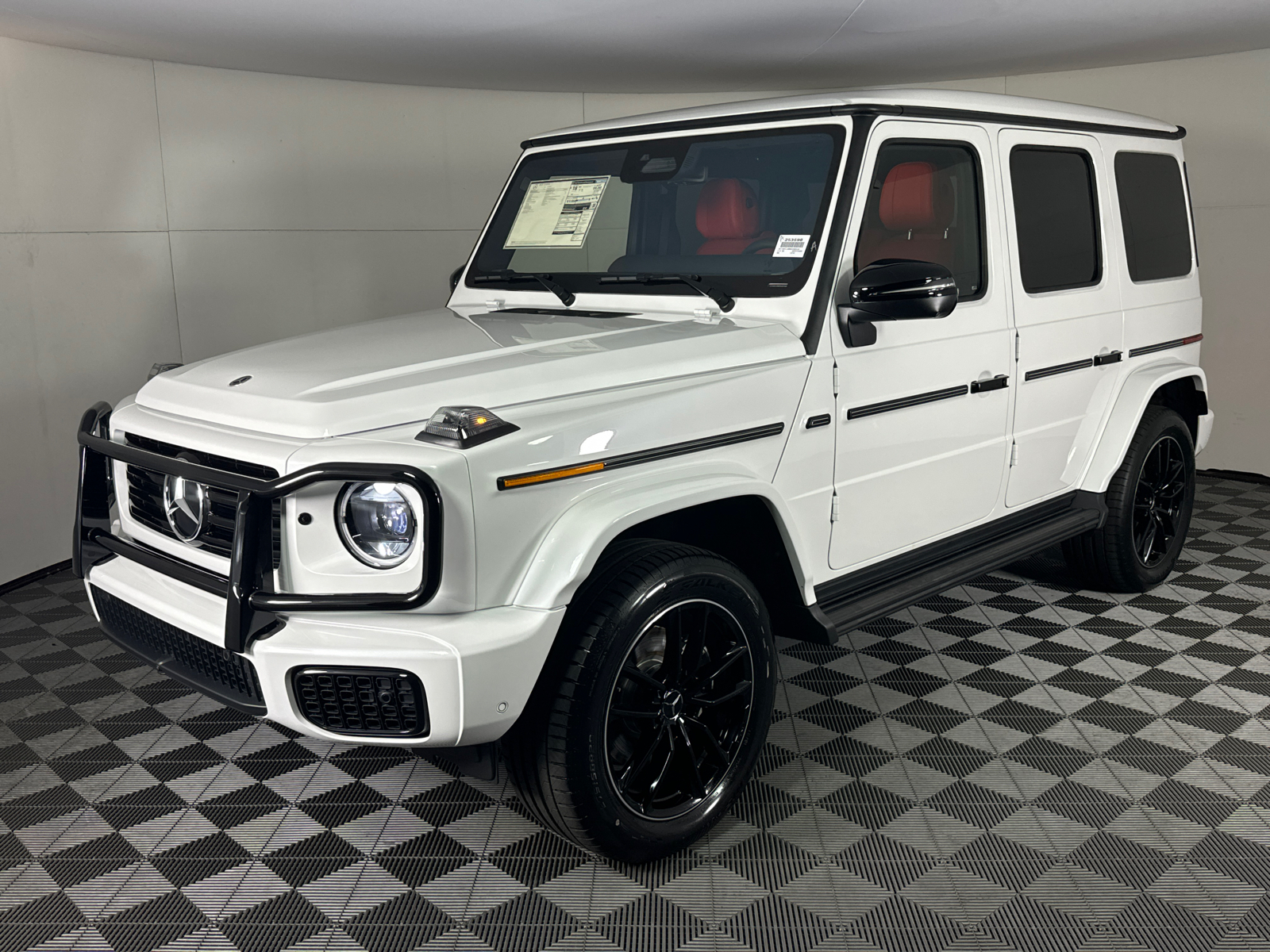 2025 Mercedes-Benz G-Class G 550 7